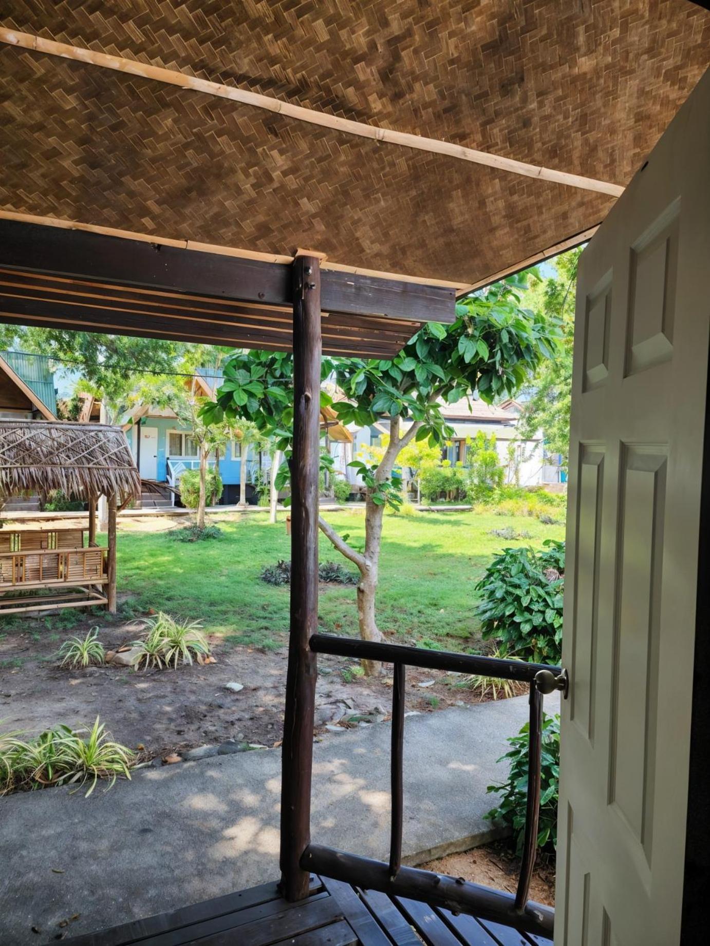 A Little Bungalows By Beach Amphoe Koksamui Exterior foto